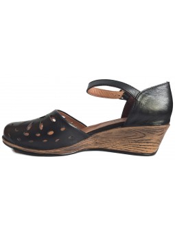 Pantofi perforati de dama din piele naturala 79