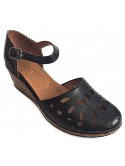Pantofi perforati de dama din piele naturala 79