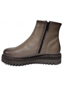 Ghete de dama din piele naturala 358 maro